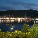 Faros (adults Only) פיסקרדו