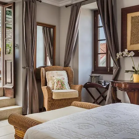 Faros (adults Only) アパート フィスカルドン